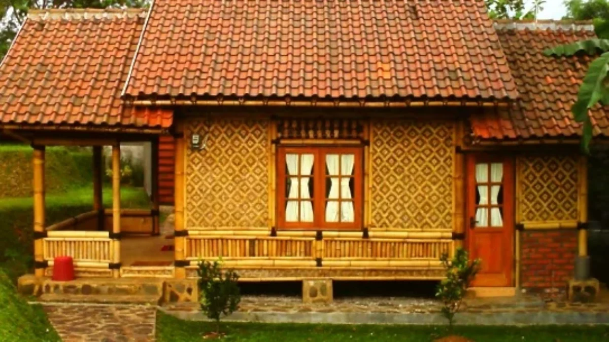 Desain Rumah Anyaman Bambu Cat Ruang Tamu Kombinasi Putih Gambar Pemandangan Alam