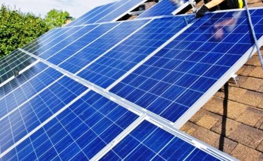 Keunggulan Menggunakan Panel Surya