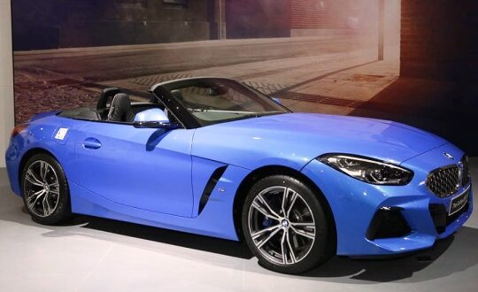 Mengintip Spesifikasi dan Fitur BMW Z4, Berapa Harganya