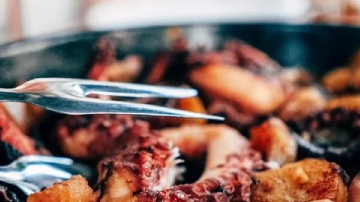 Menikmati Kuliner di La Putxera, Restoran Unik yang Penuh Cerita dan Tradisi Spanyol