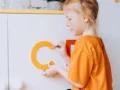 Cara Mengajarkan Anak Mengenal Huruf dengan Cepat Tanpa Bosan