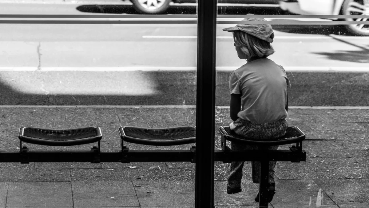 Cara Mengajarkan Anak Sabar Sejak Dini lewat Metode Santai dan Efektif