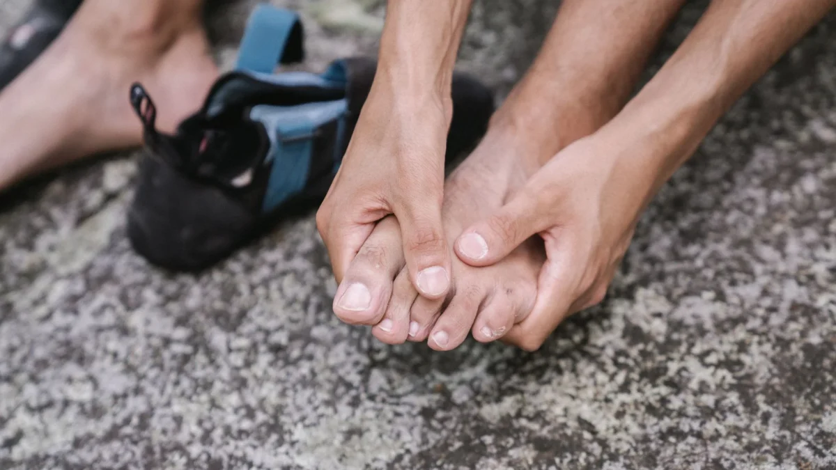 Cara Mengatasi Kaki Pegal dan Capek Setelah Seharian Beraktivitas
