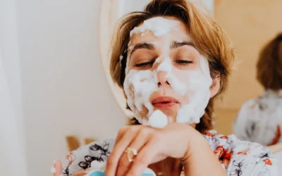 Manfaat Facial Wash Sesuai Kulit untuk Menghindari Breakout Parah