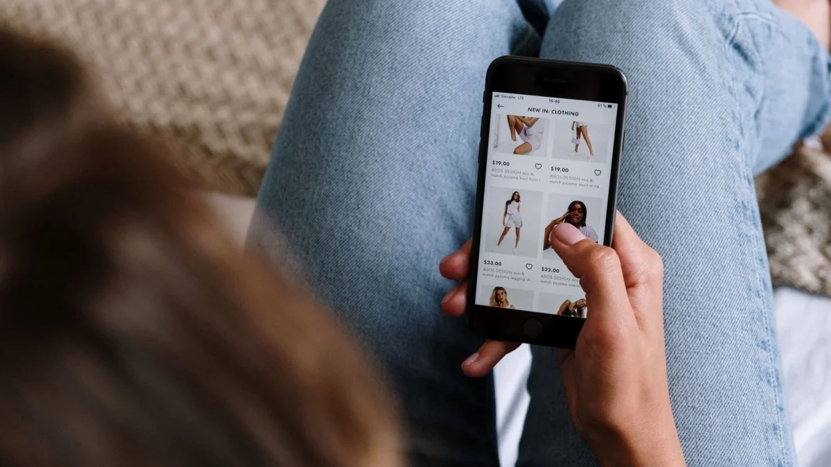 Tips Memilih Smartphone Sesuai Kebutuhan dan Anggaran
