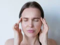Cara Mengatasi Sakit Kepala Tanpa Obat dengan Efektif