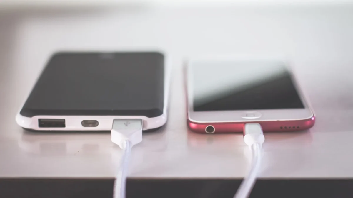 Cara Menghemat Baterai Smartphone Agar Tahan Seharian