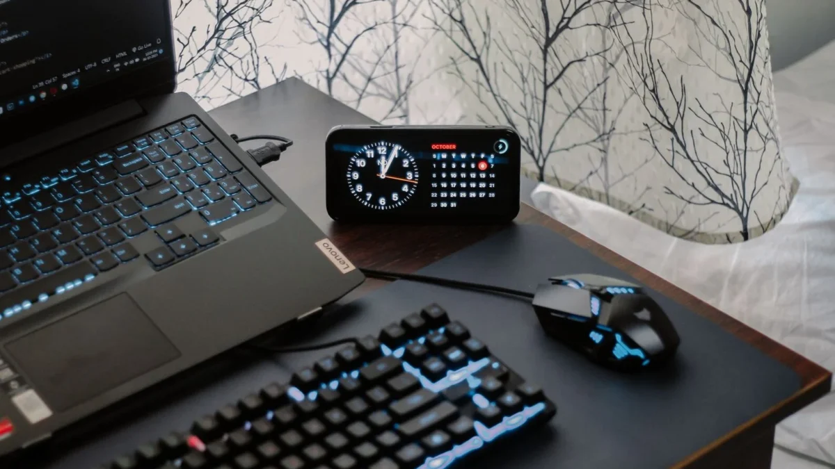 Gadget Pendukung Kerja dari Rumah yang Fungsional dan Nyaman