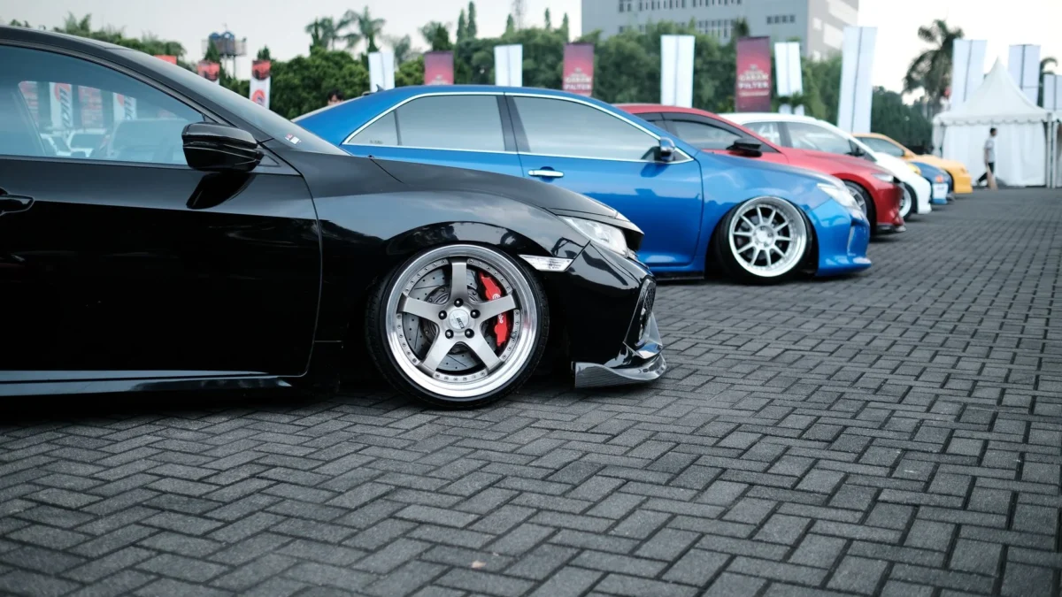 Ide Modifikasi Mobil City Car Harian yang Fungsional dan Aman